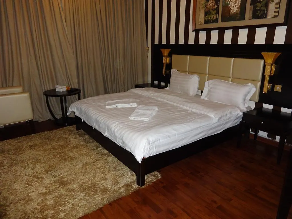 *** Aparthotel La Fontaine Quraish Suites Jeddah Saudi Arabia