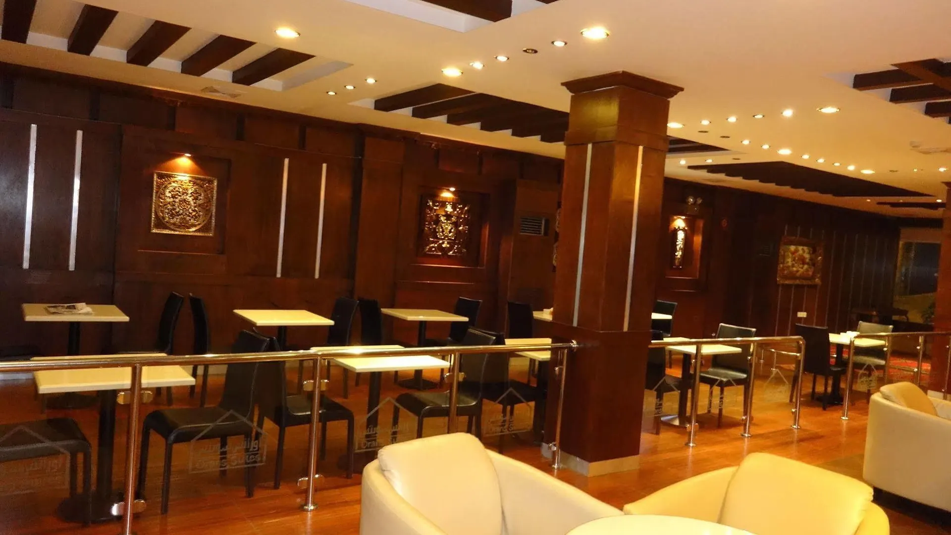 La Fontaine Quraish Suites Jeddah 3*,